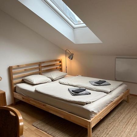 Sonnige Und Ruhige Wohnung Fur Entspanntes Reisen Vienna Esterno foto